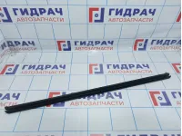 Уплотнитель стекла двери передней правой внутренний Volkswagen Jetta (A6) 5C68374805AP
