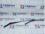 Поводок стеклоочистителя передний правый Volkswagen Jetta (A6) 5C7955410A