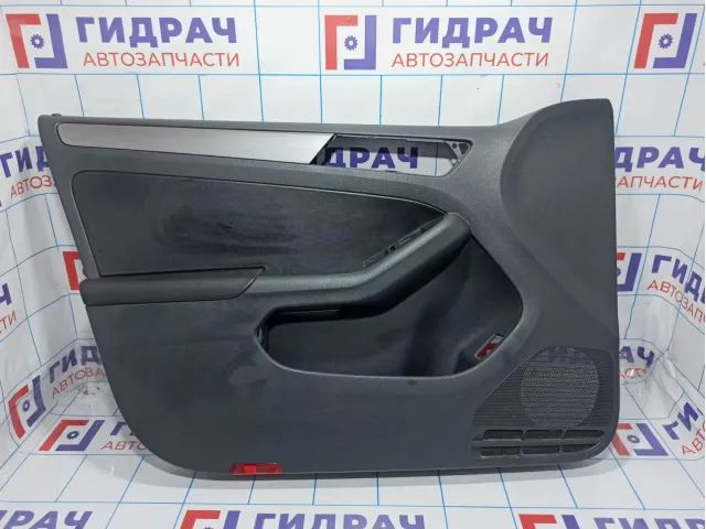 Обшивка двери передней левой Volkswagen Jetta (A6) 5C7867011JHON