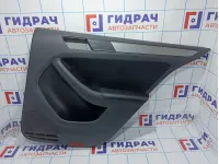 Обшивка двери задней правой Volkswagen Jetta (A6) 5C6867212DHON
