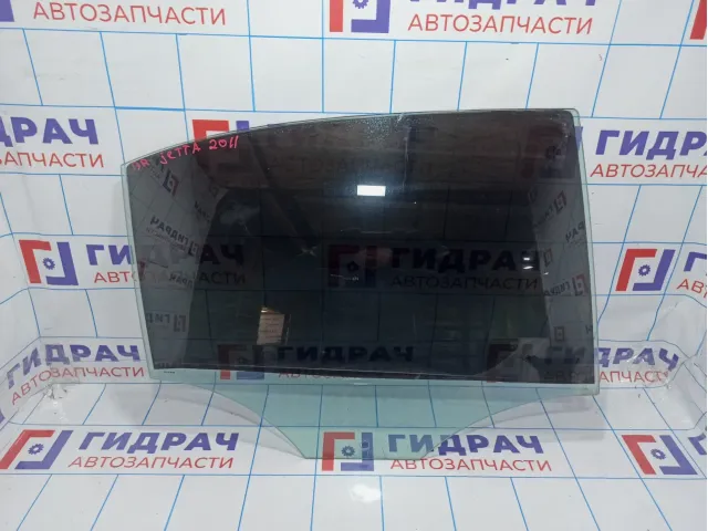 Стекло двери задней правой Volkswagen Jetta (A6) 5C6845026