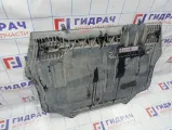 Защита двигателя Volkswagen Jetta (A6) 5C6825901B