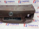 Крышка багажника Volkswagen Jetta (A6) 5C6827025A