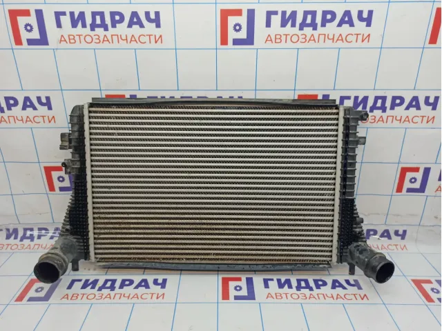 Интеркулер Volkswagen Jetta (A6) 1K0145803BM