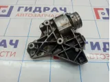 Кронштейн генератора Volkswagen Jetta (A6) 03C903143B