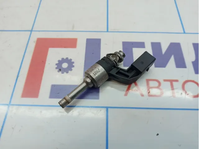 Форсунка инжекторная электрическая Volkswagen Jetta (A6) 03C906036M