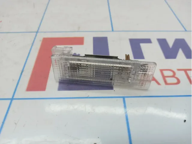 Плафон салонный Volkswagen Jetta (A6) 7L6947101A