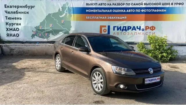 Volkswagen Jetta (A6)