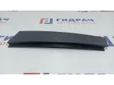 Накладка двери задней правой Volkswagen Jetta 1K5839902D. Вертикальная.
