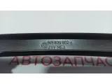 Накладка двери задней правой Volkswagen Jetta 1K5839902D. Вертикальная.