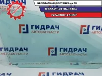 Стекло двери передней правой Volkswagen Jetta 1K5845202B.