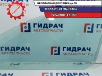 Стекло двери передней левой Volkswagen Jetta 1K5845201B.