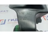 Накладка рулевой колонки Volkswagen Jetta 1K1863129B. Царапины.
