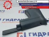 Накладка торпедо Volkswagen Jetta 1K1858368. Над коленями водителя.