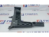 Накладка торпедо Volkswagen Jetta 1K1858368. Над коленями водителя.