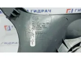 Накладка торпедо Volkswagen Jetta 1K1858368. Над коленями водителя.