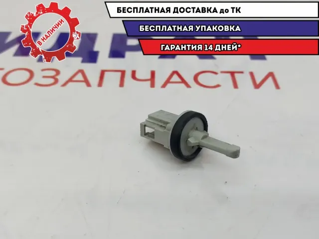 Датчик температуры воздуха Volkswagen Jetta 1K0907543A.