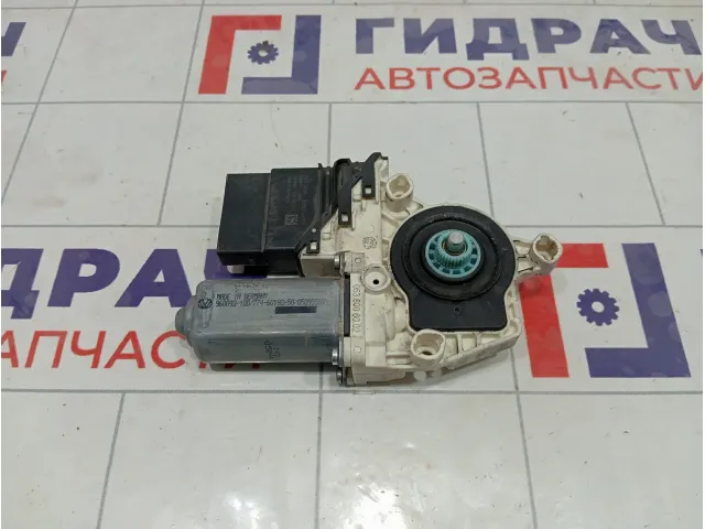 Моторчик стеклоподъемника заднего левого Volkswagen Jetta 1K0959703AGVW3