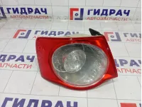 Фонарь задний наружный левый Volkswagen Jetta 1K5945095M