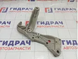 Кронштейн рычага переднего правого Volkswagen Jetta 1K0199296F