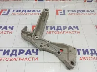 Кронштейн рычага переднего правого Volkswagen Jetta 1K0199296F