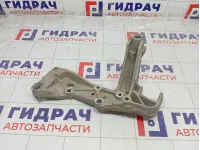 Кронштейн рычага переднего левого Volkswagen Jetta 1K0199295F