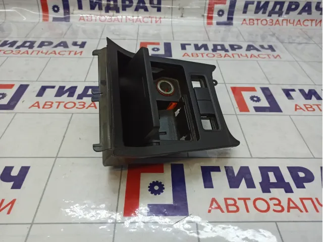 Пепельница передняя Volkswagen Jetta 1K08579619B9