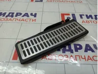 Накладка (кузов внутри) под ногу водителя Volkswagen Jetta 1K1864777B