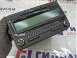 Магнитола Volkswagen Jetta 1K0035186AA