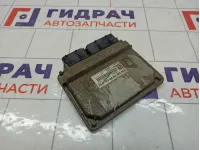 Блок управления двигателем Volkswagen Jetta 06A906033JG
