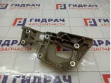 Кронштейн генератора Volkswagen Jetta 06F903143F