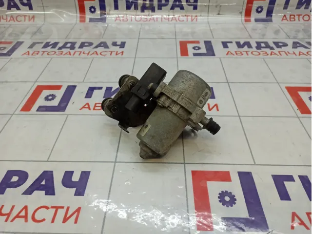 Насос вакуумный Volkswagen Jetta 1J0612181B