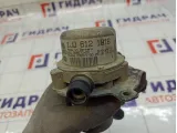 Насос вакуумный Volkswagen Jetta 1J0612181B