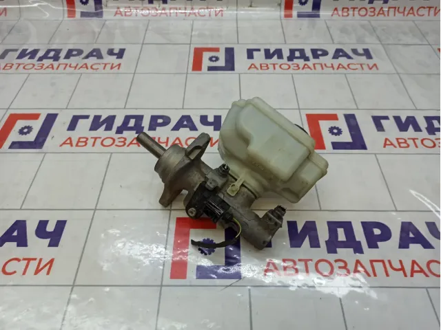 Цилиндр тормозной главный Volkswagen Jetta 1K1614019M