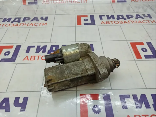 Стартер Volkswagen Jetta 0AM911023B