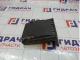 Крышка блока предохранителей Volkswagen Jetta 1K0937132G