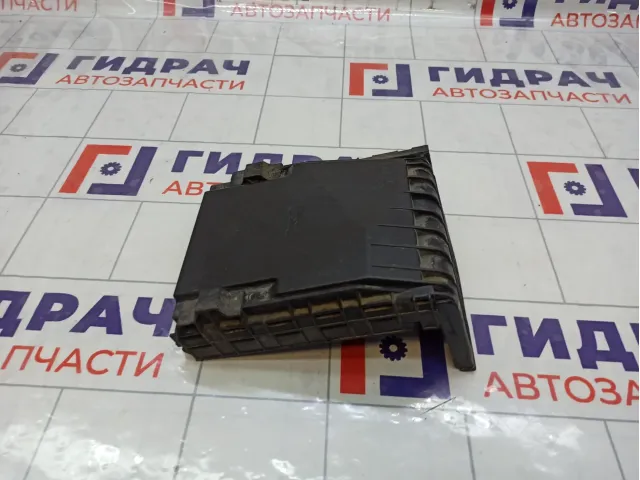 Крышка блока предохранителей Volkswagen Jetta 1K0937132G