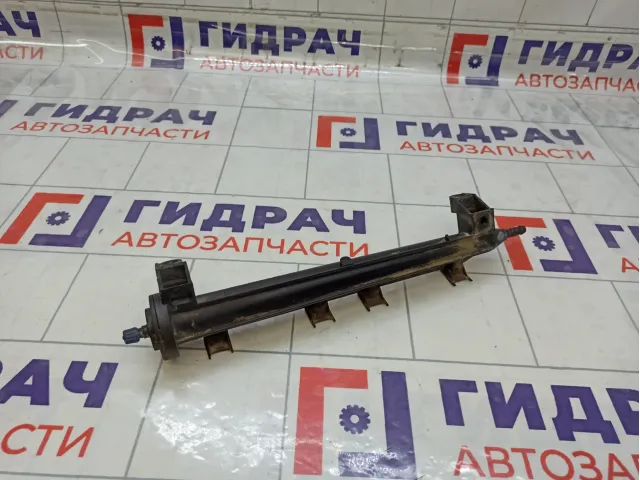 Топливная рампа (топливная рейка) Volkswagen Jetta 06A133317AS