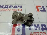 Клапан рециркуляции выхлопных газов Volkswagen Jetta 06A131351F