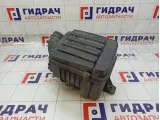 Корпус воздушного фильтра Volkswagen Jetta 1K0129607AQ