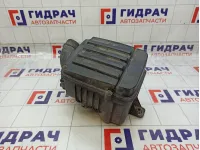 Корпус воздушного фильтра Volkswagen Jetta 1K0129607AQ