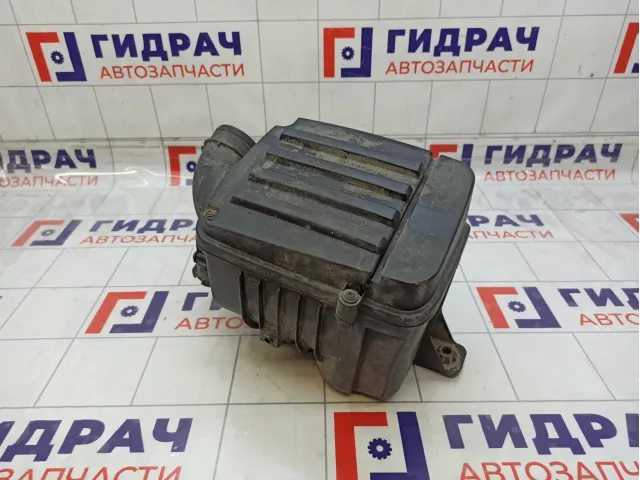 Корпус воздушного фильтра Volkswagen Jetta 1K0129607AQ