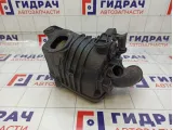 Корпус воздушного фильтра Volkswagen Jetta 1K0129607AQ