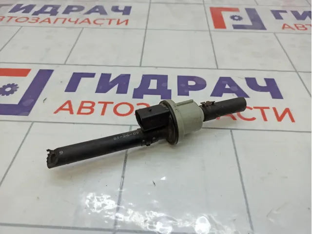 Клапан вентиляции топливного бака Volkswagen Jetta 058133517B