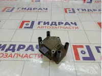 Катушка зажигания Volkswagen Jetta 032905106B