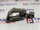 Кронштейн генератора Volkswagen Jetta 06F903143F