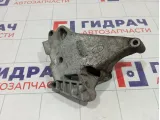 Кронштейн двигателя Volkswagen Jetta 06F199207Q