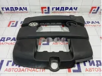Накладка двигателя Volkswagen Jetta 06A103925CH