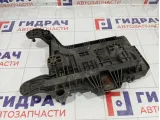 Кронштейн крепления аккумулятора (АКБ) Volkswagen Jetta 1K0915333
