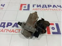 Насос вакуумный Volkswagen Jetta 1J0612181B